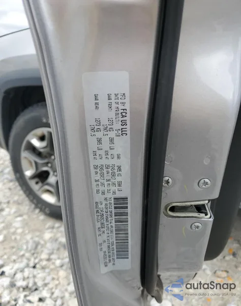 2019 Jeep Cherokee Trailhawk from USA, damaged, VIN 1C4PJMBX2KD186536